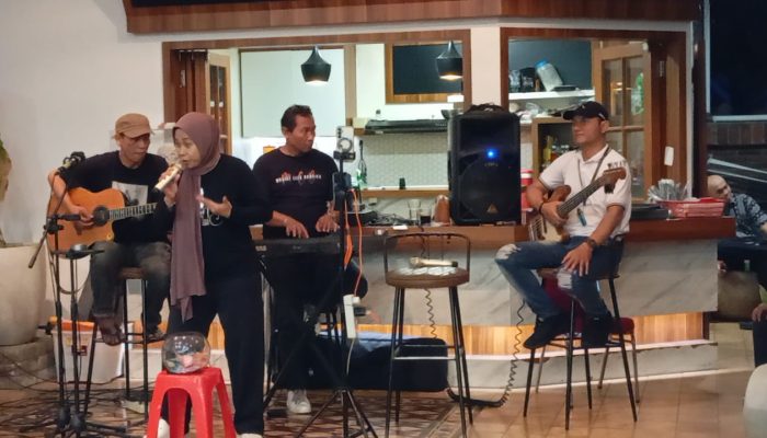 Komitmen BW Mengembangkan Bakat di Dunia Tarik Suara