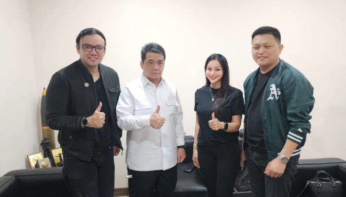 Desa Mandiri, Masyarakat Sejahtera: Sandy Tumiwa dan CEO MPI Berdiskusi dengan Wakil Menteri Desa