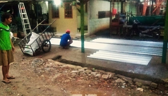 Satgas TMMD Depok Lanjutkan Perbaikan MCK di Sukmajaya
