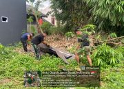 Satgas TMMD Kodim Depok dan Warga Gotong Royong Bersihkan Jalan Gardenia