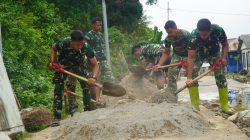 Prajurit Satgas TMMD Ke-129 Genjot Pekerjaan Rabat Jalan Beton di Desa Polewali