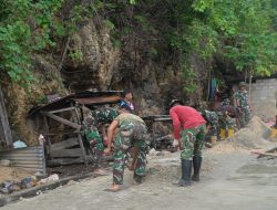 Satgas TMMD Ke-129 Kodim 1311/Morowali Terus Kebut Pekerjaan Rabat Beton Jalan di Desa Polewali