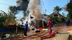 Pabrik Rongsok Terbakar di Bogor Timur, SMK Gumati Soroti Risiko Lingkungan dan Gangguan Belajar