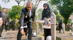 Ziarah Makam Pahlawan Kali Bata, Wamenkum Tekankan Penegakan Hukum sebagai Wujud Menghargai Jasa Pahlawan