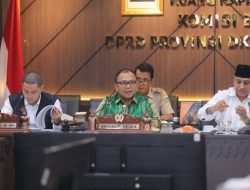 Basri Baco Pimpin Rapat Gabungan DPRD DKI Jakarta, Bahas Tiga Raperda Strategis