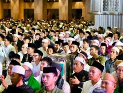 Jelang HUT RI ke-81, Ribuan Jamaah Padati Istiqlal dalam Doa Keselamatan Bangsa