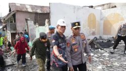 Wakapolda Bengkulu Tinjau Korban Kebakaran di Pengantungan