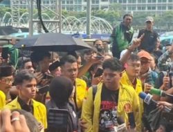 BEM UI Suarakan Asta Tuntutan Rakyat di Bundaran HI, Desak Pemerintah Benahi Persoalan Struktural