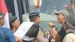 Bus Massa AMPB Dicegat Polisi, Situasi Sempat Memanas