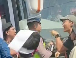 Bus Massa AMPB Dicegat Polisi, Situasi Sempat Memanas