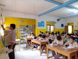 Semangat Siswa Warnai Proses Pembelajaran PKBM Pancasila Babakan Madang